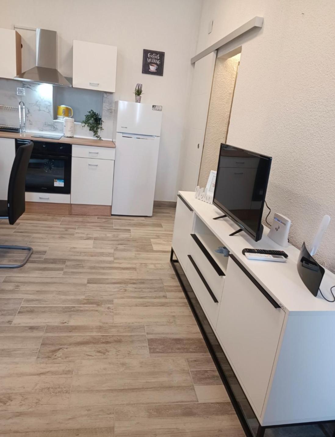 Kaštela Apartman Kastel מראה חיצוני תמונה