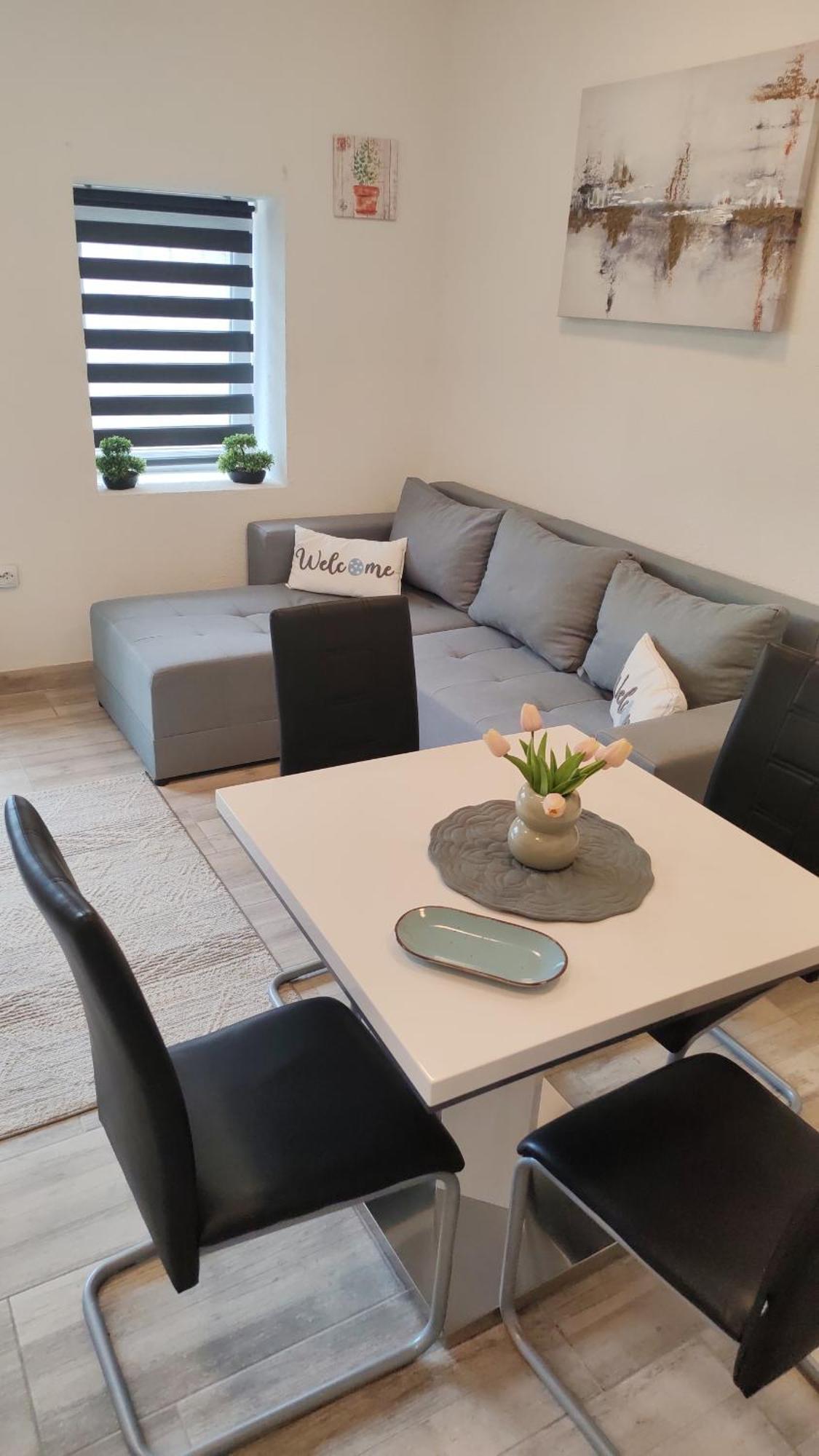 Kaštela Apartman Kastel מראה חיצוני תמונה